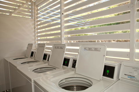 Blue Lagoon Beach Resort - Holiday Adelaide 22