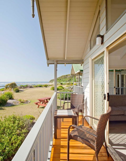 Blue Lagoon Beach Resort - Holiday Adelaide 30