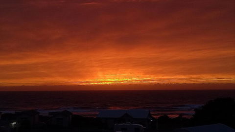 Blue Lagoon Beach Resort - Holiday Adelaide 14