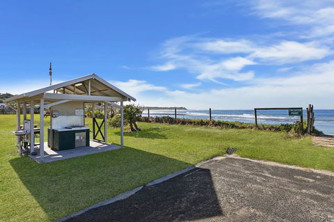 Blue Lagoon Beach Resort - Holiday Adelaide 8
