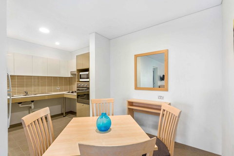 Quality Suites Pioneer Sands - Holiday Adelaide 14