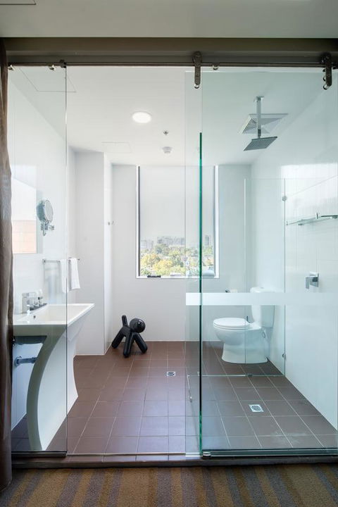 57Hotel - Holiday Adelaide 12