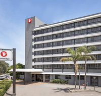 Travelodge Hotel Newcastle - Holiday Adelaide