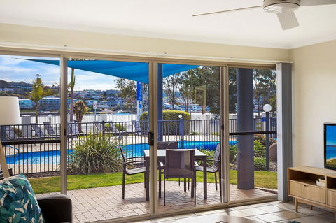 Sails Luxury Apartments Merimbula - Holiday Adelaide 15