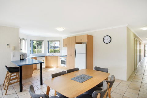Sails Luxury Apartments Merimbula - Holiday Adelaide 9
