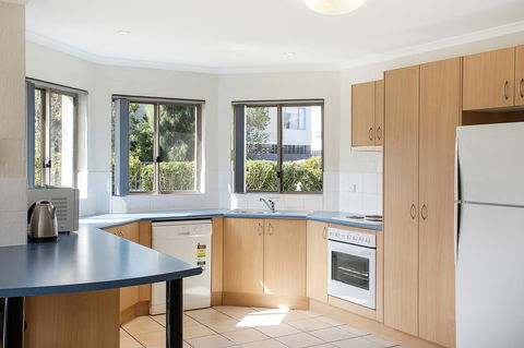 Sails Luxury Apartments Merimbula - Holiday Adelaide 7