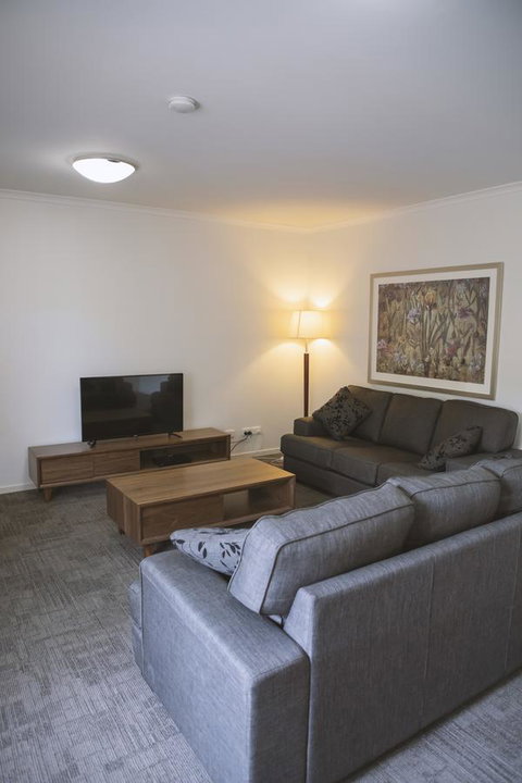 Quest Wagga Wagga - Holiday Adelaide 1