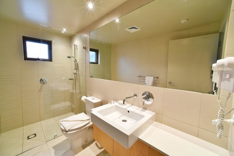 Snowstream 4 - Holiday Adelaide 8