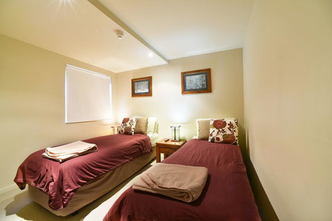 Snowstream 4 - Holiday Adelaide 1