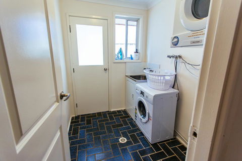 Sunbaker Pet Friendly Awards Finalist 4 Mins Walk To Culburra Beach - Holiday Adelaide 27