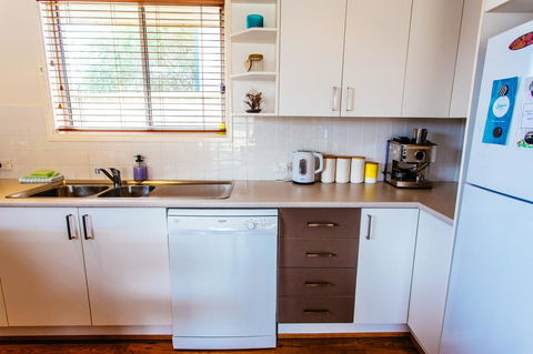 Sunbaker Pet Friendly Awards Finalist 4 Mins Walk To Culburra Beach - Holiday Adelaide 14