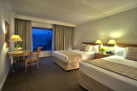 Stamford Plaza Sydney Airport Hotel & Conference Centre - Holiday Adelaide 7