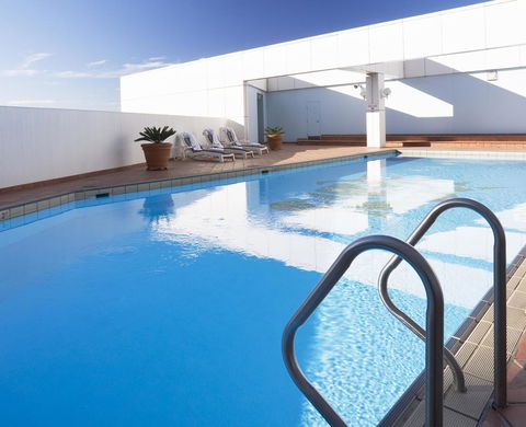 Stamford Plaza Sydney Airport Hotel & Conference Centre - Holiday Adelaide 2