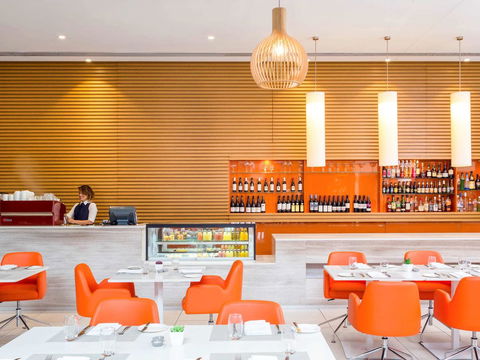 Novotel Newcastle Beach - Holiday Adelaide 2