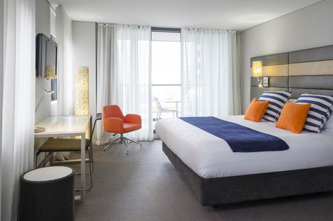 Novotel Newcastle Beach - Holiday Adelaide 14