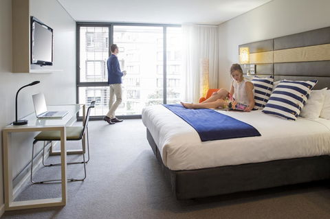 Novotel Newcastle Beach - Holiday Adelaide 11