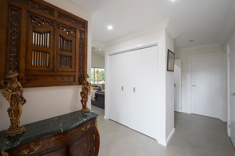 Armidale Cottage - House 2 - Holiday Adelaide 10