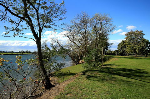 Terara Riverside Retreat - Holiday Adelaide 29