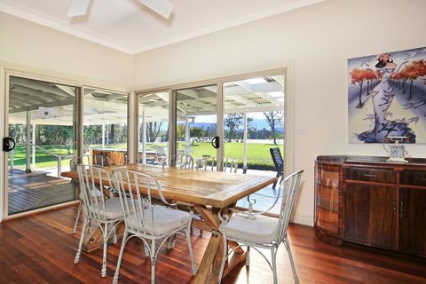 Terara Riverside Retreat - Holiday Adelaide 2