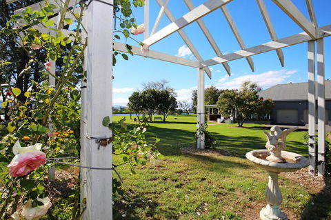 Terara Riverside Retreat - Holiday Adelaide 33