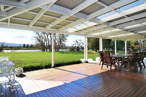Terara Riverside Retreat - Holiday Adelaide 25