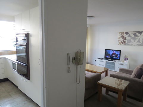 Manly Paradise Motel & Apartments - Holiday Adelaide 44