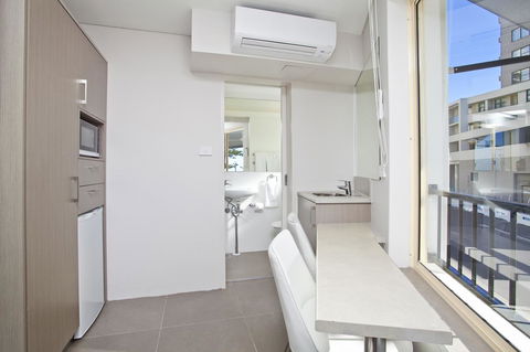 Manly Paradise Motel & Apartments - Holiday Adelaide 6