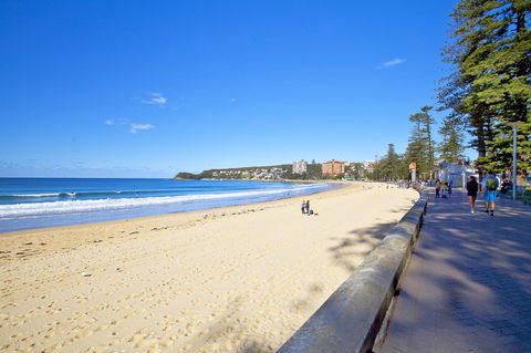 Manly Paradise Motel & Apartments - Holiday Adelaide 3