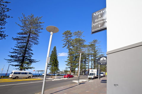 Manly Paradise Motel & Apartments - Holiday Adelaide 18