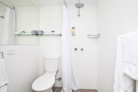 Manly Paradise Motel & Apartments - Holiday Adelaide 9