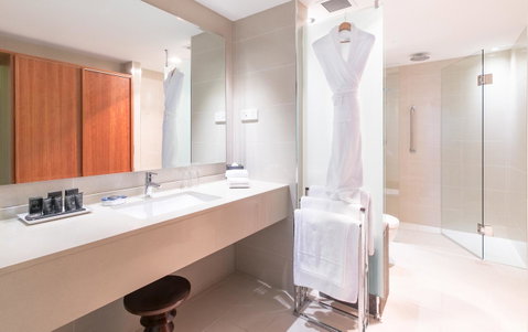 The Grace Hotel - Holiday Adelaide 9