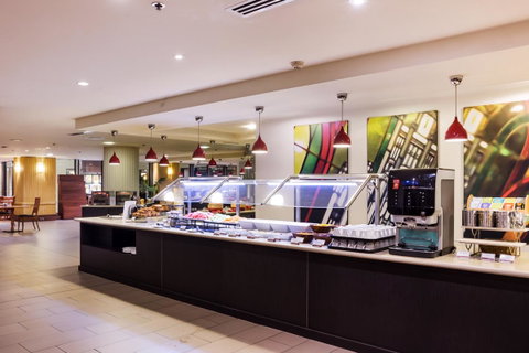 The Grace Hotel - Holiday Adelaide 13