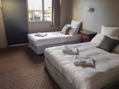 Commercial Hotel Motel Lithgow - Holiday Adelaide 12