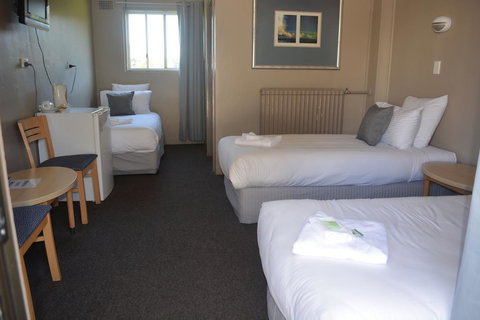 Commercial Hotel Motel Lithgow - Holiday Adelaide 18