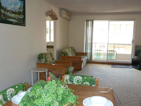 The Breakers 13 - Holiday Adelaide 5