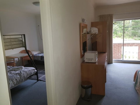 Rest Easy Motel - Holiday Adelaide 35