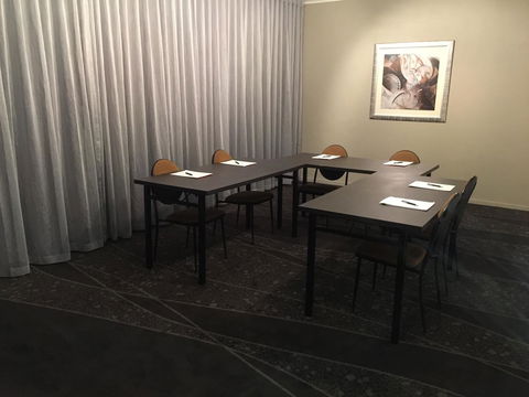 Mercure Albury - Holiday Adelaide 40