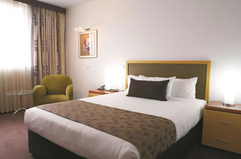 Mercure Albury - Holiday Adelaide 10