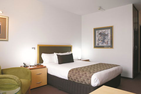 Mercure Albury - Holiday Adelaide 11