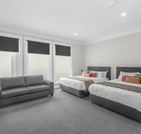Horse and Jockey Hotel - Holiday Adelaide