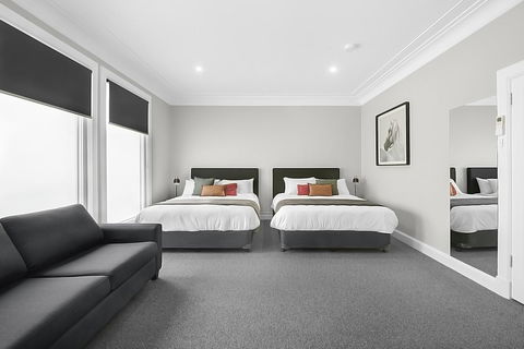 Horse And Jockey Hotel Homebush - Holiday Adelaide 1
