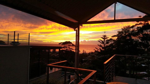 The Beach House Terrigal - Holiday Adelaide 8