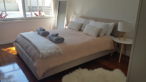 The Beach House Terrigal - Holiday Adelaide 9