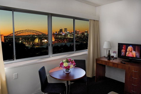 Macleay Hotel - Holiday Adelaide 0