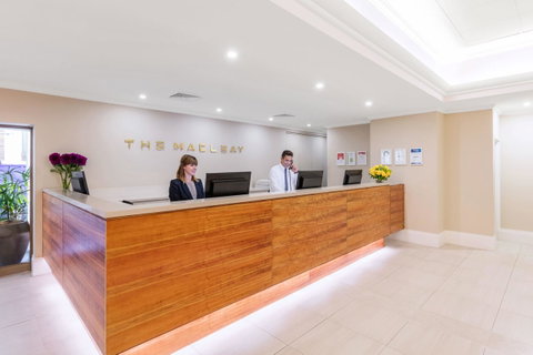 Macleay Hotel - Holiday Adelaide 2