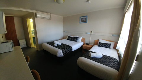 Bega Motel - Holiday Adelaide 18