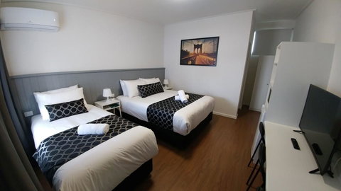 Bega Motel - Holiday Adelaide 14