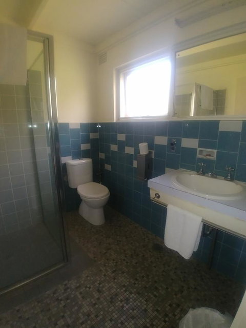 Bega Motel - Holiday Adelaide 11