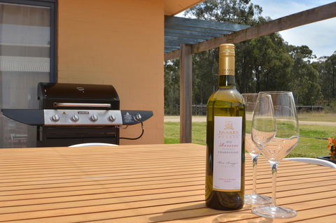 JE Guesthouse, Central To All The Hunter Valley Has To Offer - Holiday Adelaide 10
