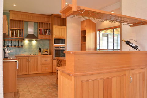 JE Guesthouse, Central To All The Hunter Valley Has To Offer - Holiday Adelaide 11